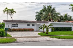 21221 NE 24th Ct, Miami, FL 33180, Sold 08/30/21