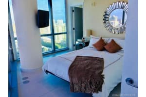 17121 Collins Ave, Sunny Isles Beach, FL 33160, Sold 10/11/21