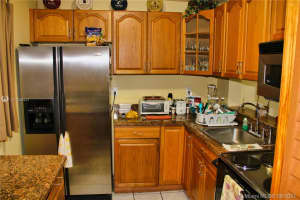 8635 NW 8th St, Miami, FL 33126, Sold 08/06/21