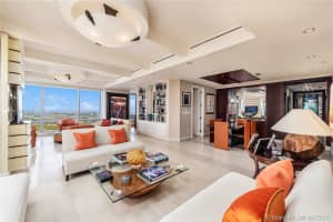 1425 Brickell Ave, Miami, FL 33131, Sold 09/15/21