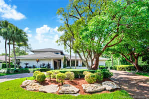 7185 E Lago Dr, Coral Gables, FL 33143, Sold 08/02/21