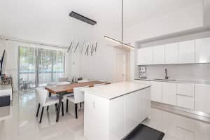 2960 NE 207th St, Aventura, FL 33180, Sold 11/11/21