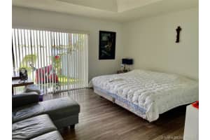 880 NW 123rd Ct, Miami, FL 33182, Sold 07/20/21