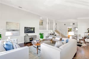 20860 Highland Lakes Blvd, Miami, FL 33179, Sold 08/27/21