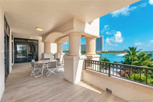 7046 Fisher Island Dr, Miami Beach, FL 33109, Sold 05/17/22