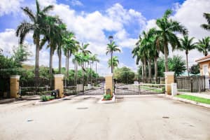3553 Forest Hill Blvd, West Palm Beach, FL 33406, Sold 09/02/22