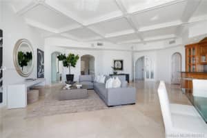 60 Edgewater Dr PH1D, Coral Gables, FL 33133, Sold 09/20/21