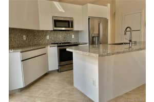 5155 NW 113th Ct, Doral, FL 33178, Sold 07/09/21