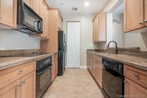8714 Blaze Ct, Cooper City, FL 33328, Sold 06/06/21
