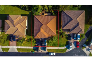 1458 NW 204th St, Miami, FL 33169, Sold 07/30/21