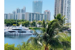 19801 E Country Club Dr, Aventura, FL 33180, Sold 07/16/21