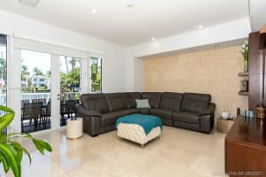 3075 NE 208th Terrace, Aventura, FL 33180, Sold 10/13/21