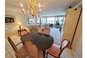 5225 Collins Ave, Miami, FL 33140, Sold 01/18/22
