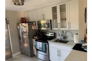 5290 W 21st Ct, Hialeah, FL 33016, Sold 09/30/21