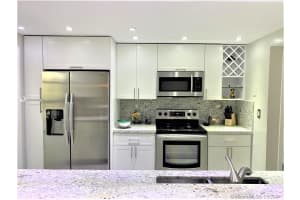 600 Parkview Dr # 1132, Hallandale Beach, FL 33009, Sold 09/14/21