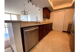 19501 W Country Club Dr, Aventura, FL 33180, Sold 12/23/21