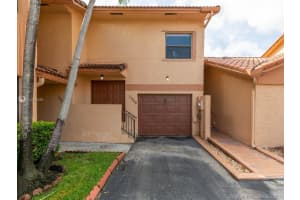 11308 SW 11 St, Pembroke Pines, FL 33025, Sold 08/26/21