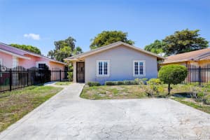 3561 NW 188th St, Miami Gardens, FL 33056, Sold 07/16/21
