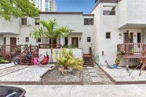 1901 NW S River Dr #28c, Miami, FL 33125, Sold 01/18/22