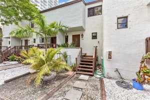 1901 NW S River Dr #28c, Miami, FL 33125, Sold 01/18/22