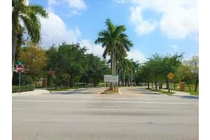 10022 NW 7th St, Miami, FL 33172, Sold 08/06/21