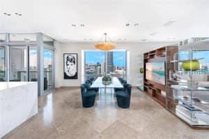 1425 Brickell Ave, Miami, FL 33131, Sold 08/31/21