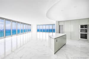18975 Collins Ave, Sunny Isles Beach, FL 33160, Sold 04/12/22