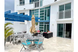 7600 Collins Ave, Miami Beach, FL 33141, Sold 09/15/21