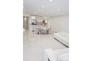 3725 S Ocean Dr, Hollywood, FL 33019, Sold 11/23/21