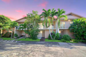 2246 Nova Village Dr, Davie, FL 33317, Sold 11/16/21