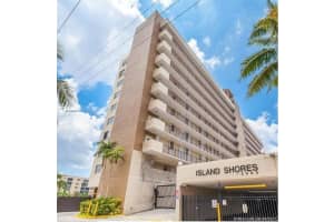 2903 NE 163rd St, Miami, FL 33160, Sold 10/15/21