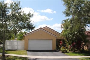 1572 Presidio Dr, Weston, FL 33327, Sold 07/09/21
