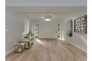 181 Island Dr, Key Biscayne, FL 33149, Sold 08/18/21