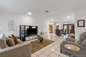 10120 NW 71st Pl, Tamarac, FL 33321, Sold 09/02/21