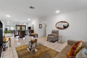 10120 NW 71st Pl, Tamarac, FL 33321, Sold 09/02/21