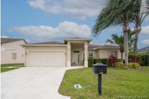 1108 Hatteras Cir, Greenacres, FL 33413, Sold 08/31/21