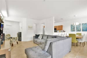 8800 NW 107th Ct, Doral, FL 33178, Sold 08/09/21