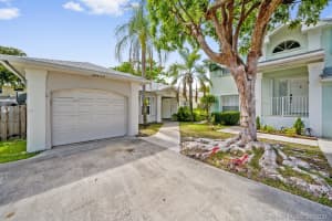 10133 SW 117th Ct, Miami, FL 33186, Sold 07/16/21