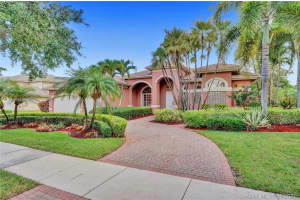 11001 Pine Lodge Trail, Davie, FL 33328, Sold 08/30/21