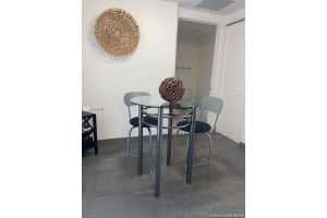185 SW 7th St 12th floor, Miami, FL 33130, Sold 08/23/21