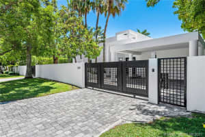 890 Harbor Dr, Key Biscayne, FL 33149, Sold 12/13/21