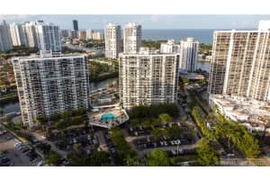 3701 N Country Club Dr, Aventura, FL 33180, Sold 10/29/21