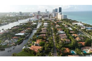 3701 N Country Club Dr, Aventura, FL 33180, Sold 10/29/21