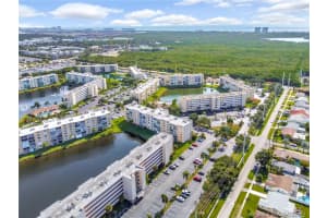 321 SE 3rd St, Dania Beach, FL 33004, Sold 05/10/22