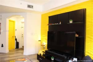 8900 NW 107th Ct, Doral, FL 33178, Sold 07/16/21