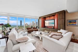 20155 NE 38th Ct, Aventura, FL 33180, Sold 12/03/21