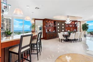 20155 NE 38th Ct, Aventura, FL 33180, Sold 12/03/21