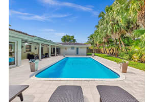20110 NE 23rd Ct, Miami, FL 33180, Sold 10/14/21