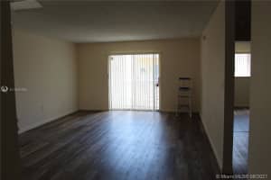14907 SW 80th St, Miami, FL 33193, Sold 08/12/21