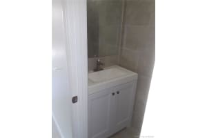 550 SW 115th Ave, Miami, FL 33174, Sold 08/02/21